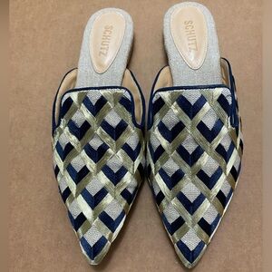 Schutz  Mule flats. US  9.5